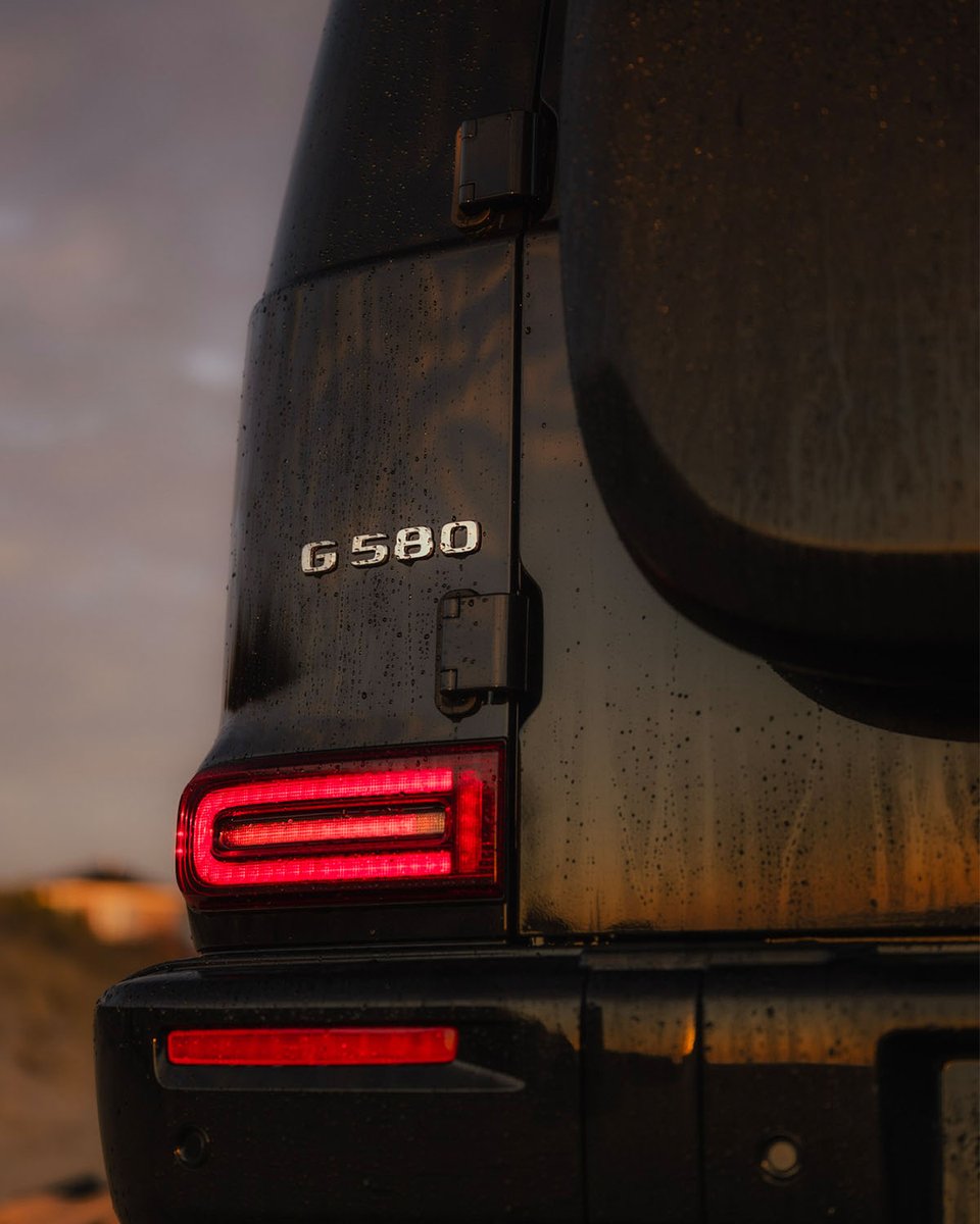 Sand, surf, and a G-Wagon. That’s all you need.

📸: (IG) TailoredAutomotive