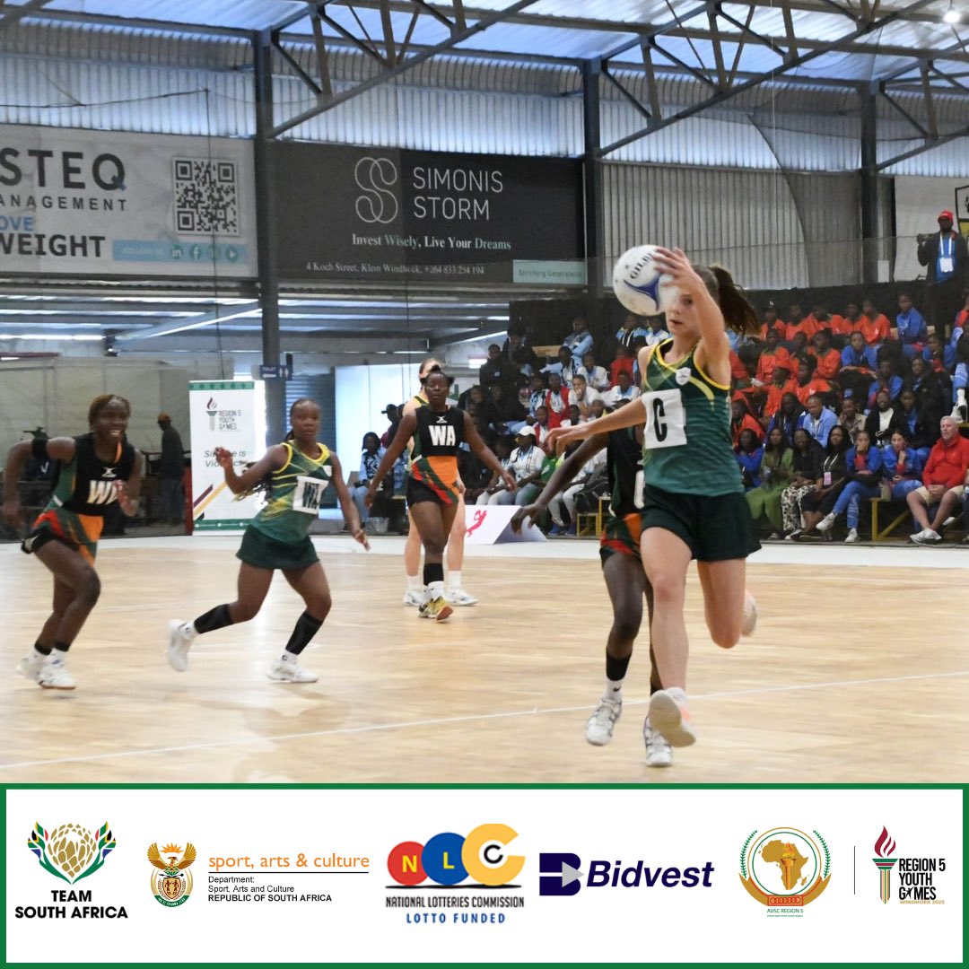 OfficialTeamRSA's tweet photo. South Africa dominate the courts! 🏐

A 53–38 win over Zambia — what a way to start the Region 5 Games! 🇿🇦🔥

#TeamSA #ForMyCountry #Netball #Region5Games https://t.co/wNsvhnCumw