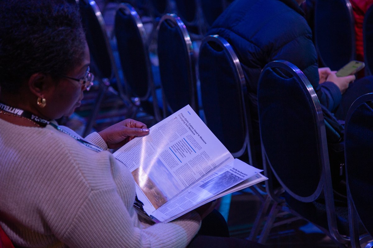 Eos depends on readers like you to sustain high-quality journalism and support for Earth and space scientists. Please consider making a recurring tax-deductible donation.

bit.ly/SupportEos