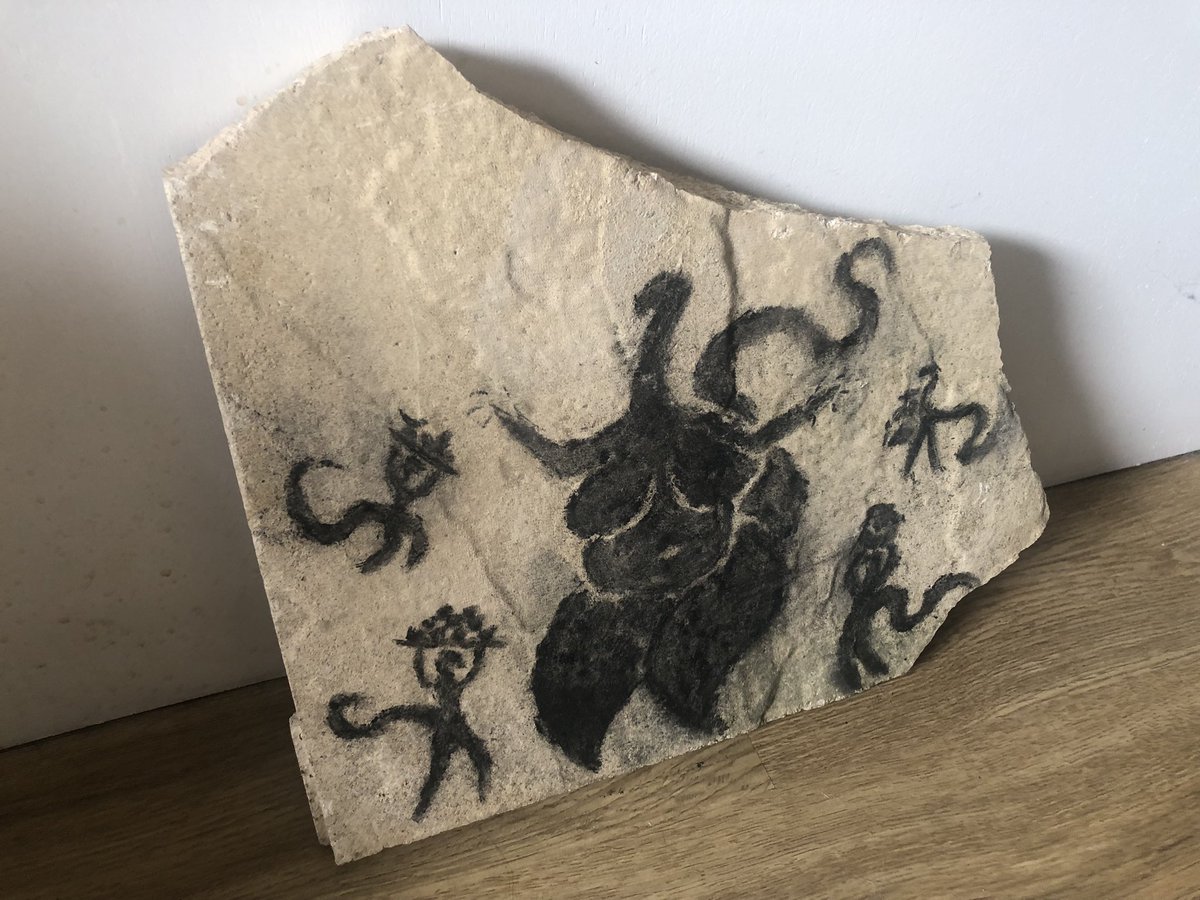 Titanosaur woman worshippers! 🏺