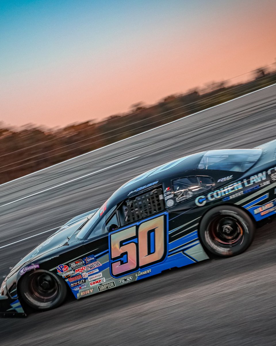 Chasing speed as the sun goes down.

#jettnolandmotorsports #motorsportslife #superlatemodel