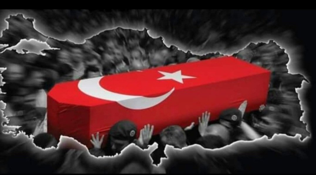 Pençe-Kilit Harekâtı bölgesinde  #Şehit olan kahraman askerlerimize Allah’tan rahmet ailelerine başsağlığı diliyorum.
Ruhları şâd mekânları cennet olsun 🇹🇷