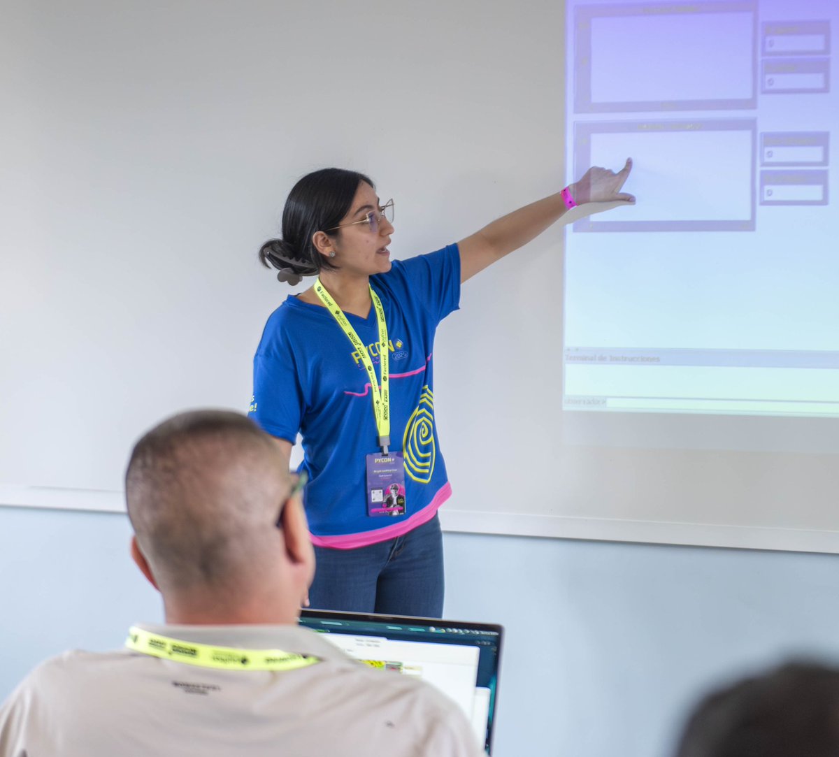 pyconcolombia's tweet image. The final day of PyCon Colombia 2025 is here 🐍
We close this edition with a day focused on workshops — spaces where knowledge becomes practice.
Thank you for being with us on this journey
#PyCon #PythonLive #PyConColombia #PythonCommunity #TechCommunity