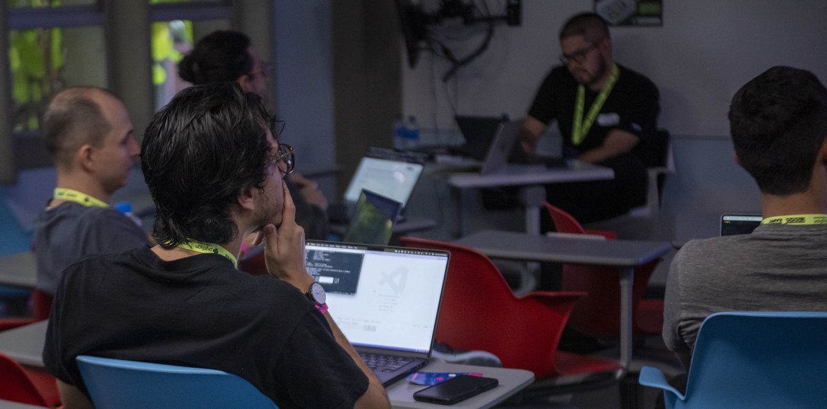 pyconcolombia's tweet image. The final day of PyCon Colombia 2025 is here 🐍
We close this edition with a day focused on workshops — spaces where knowledge becomes practice.
Thank you for being with us on this journey
#PyCon #PythonLive #PyConColombia #PythonCommunity #TechCommunity