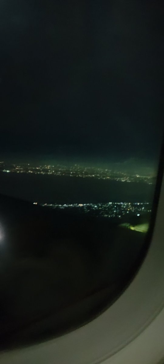 ✈️