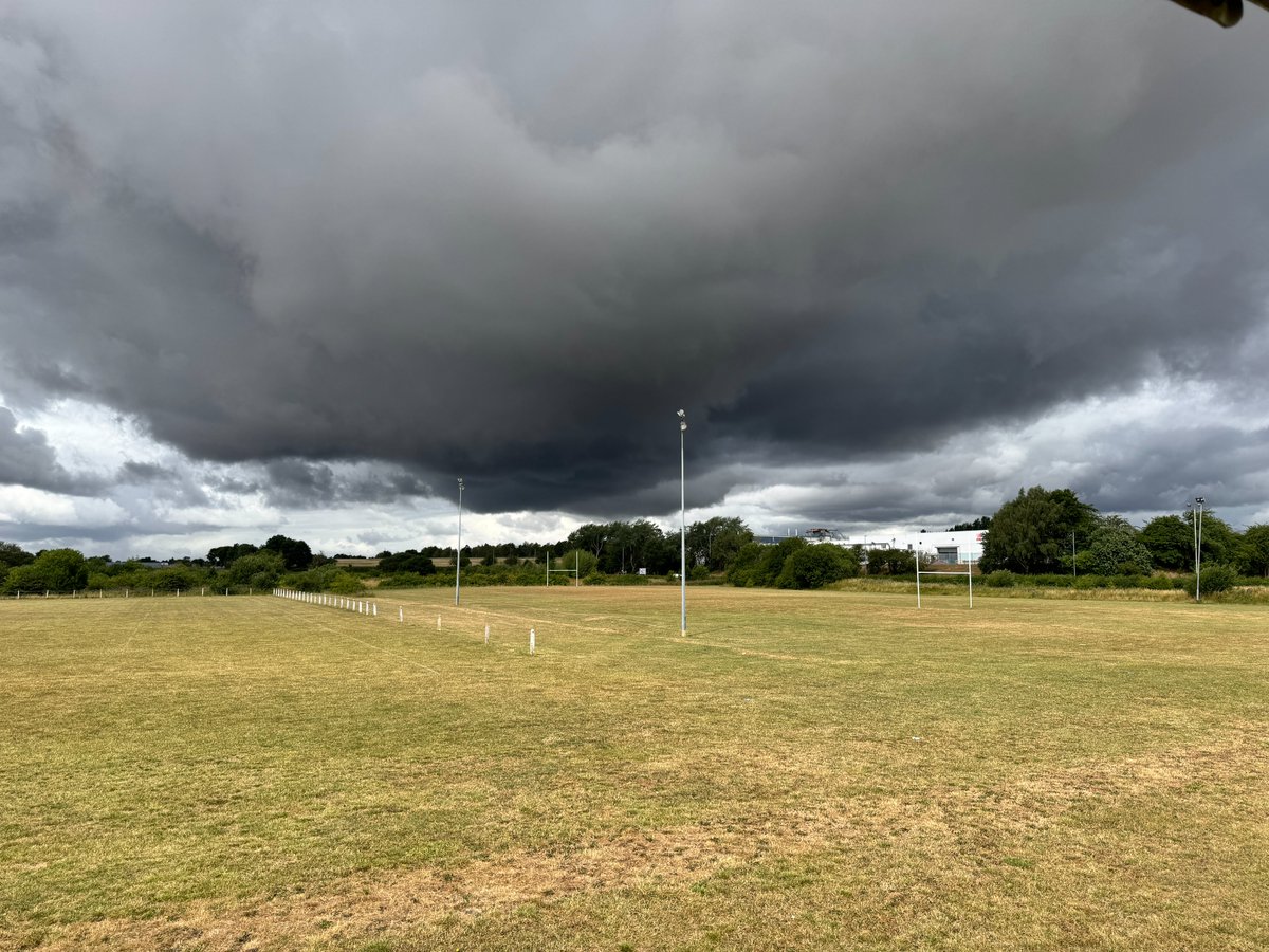 davidgraytv's tweet photo. @bbcweather Just about to film a rugby match in Featherstone and looked over my shoulder. Oh No! https://t.co/8cbf52bLqO