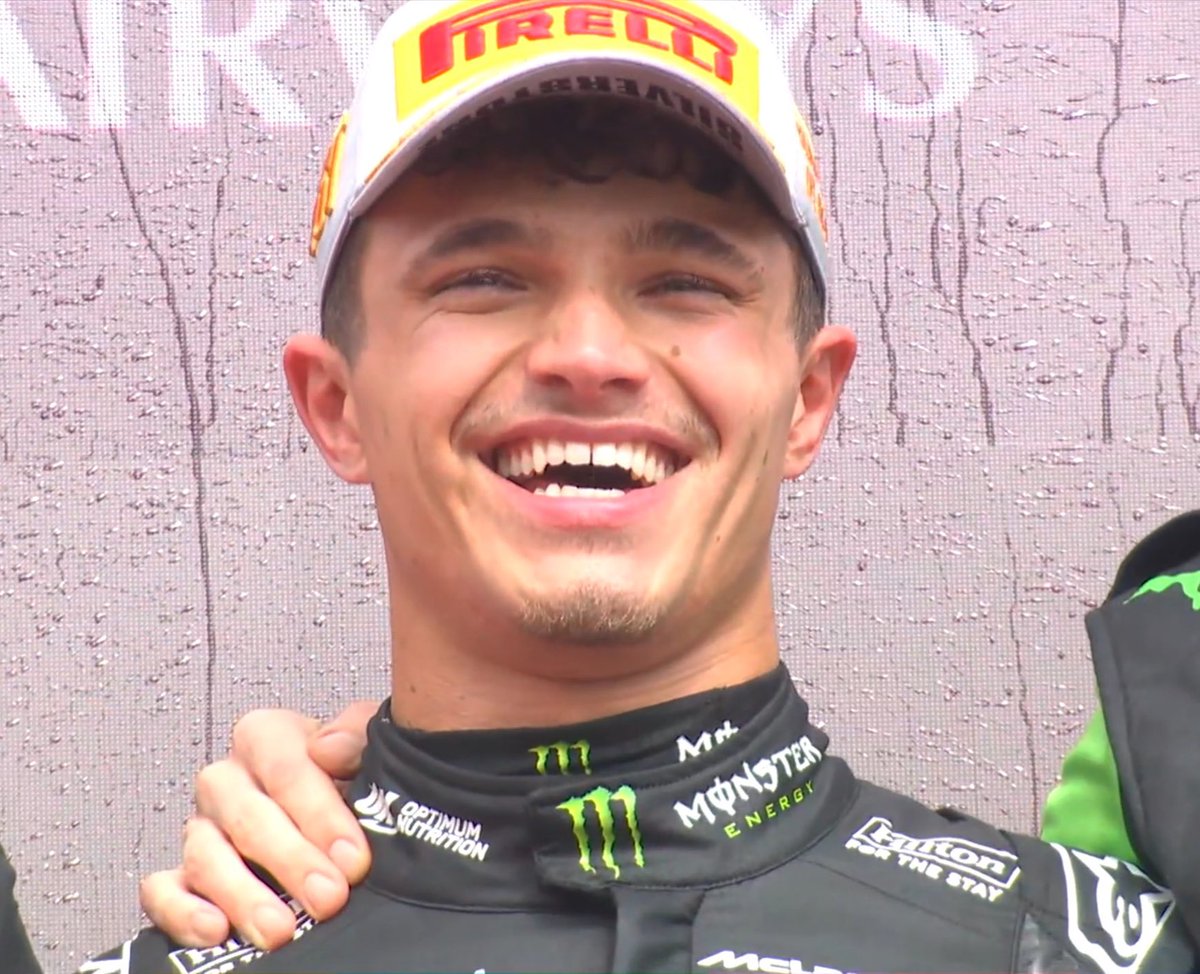 ScenarioSeven's tweet image. oh look at that smile 🥹