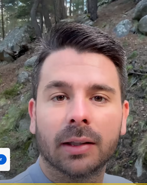 ERES MUY PESAO, PREFIERO A ANTONIO LOBATO QUE AL MENOS NO ESTAFA