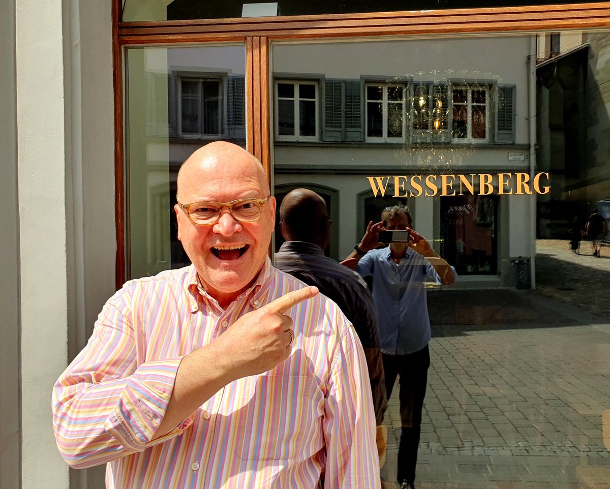 AchimWinter (@achimwinter_) on Twitter photo Das ist die Gastronomie, am Dom in Konstanz, des Gentleman, der die Schiffsfahrt des KONTRAFUNK in der Manier totalitärer Systeme zu verhindern wusste. Ein Herr Venedey . Dankt ihm ruhig eifrig. <a href="/kontrafunk/">kontrafunk</a> <a href="/TichysEinblick/">Tichys Einblick</a> <a href="/niusde_/">NIUS</a> <a href="/apollo_news_de/">Apollo News</a> Das ist die Gastronomie, am Dom in Konstanz, des Gentleman, der die Schiffsfahrt des KONTRAFUNK in der Manier totalitärer Systeme zu verhindern wusste. Ein Herr Venedey . Dankt ihm ruhig eifrig. <a href="/kontrafunk/">kontrafunk</a> <a href="/TichysEinblick/">Tichys Einblick</a> <a href="/niusde_/">NIUS</a> <a href="/apollo_news_de/">Apollo News</a>