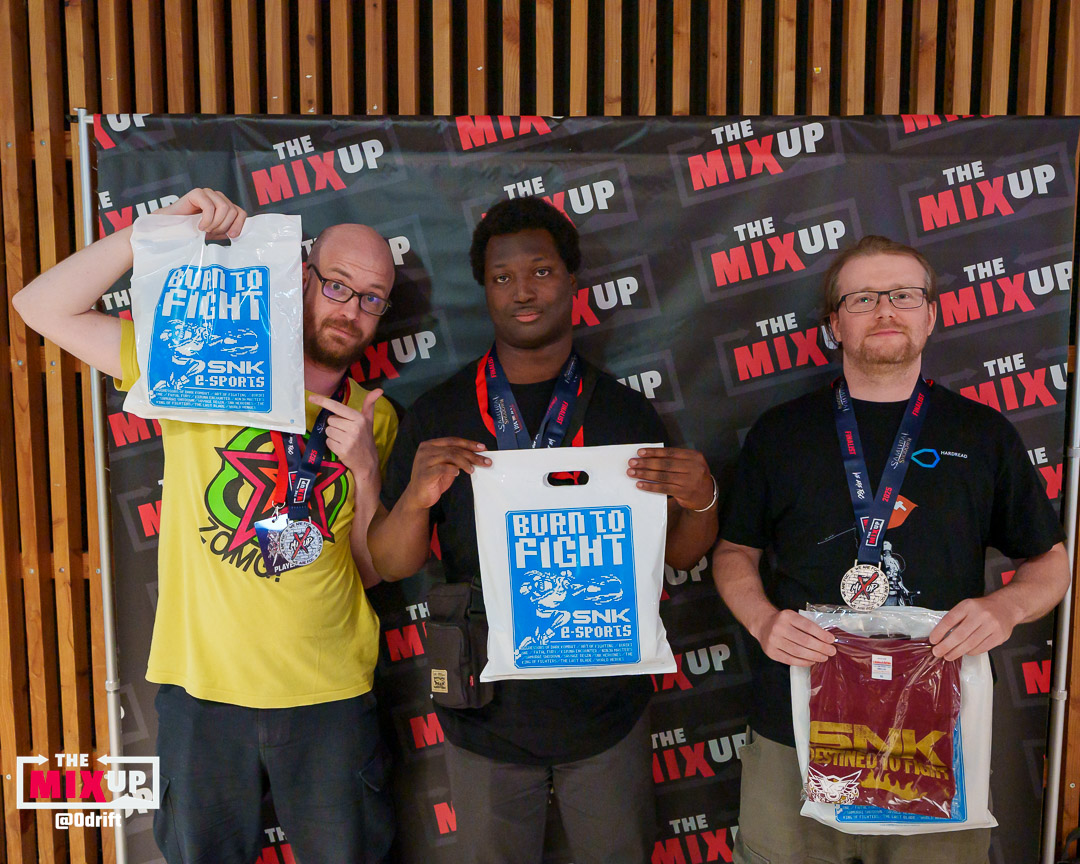 Celebrating the victors of the SAMSHO tournament!

🥇 Instinct
🥈 <a href="/TurboTchako/">Tchako</a>
🥉 <a href="/sbastizh/">HR Direktor</a>