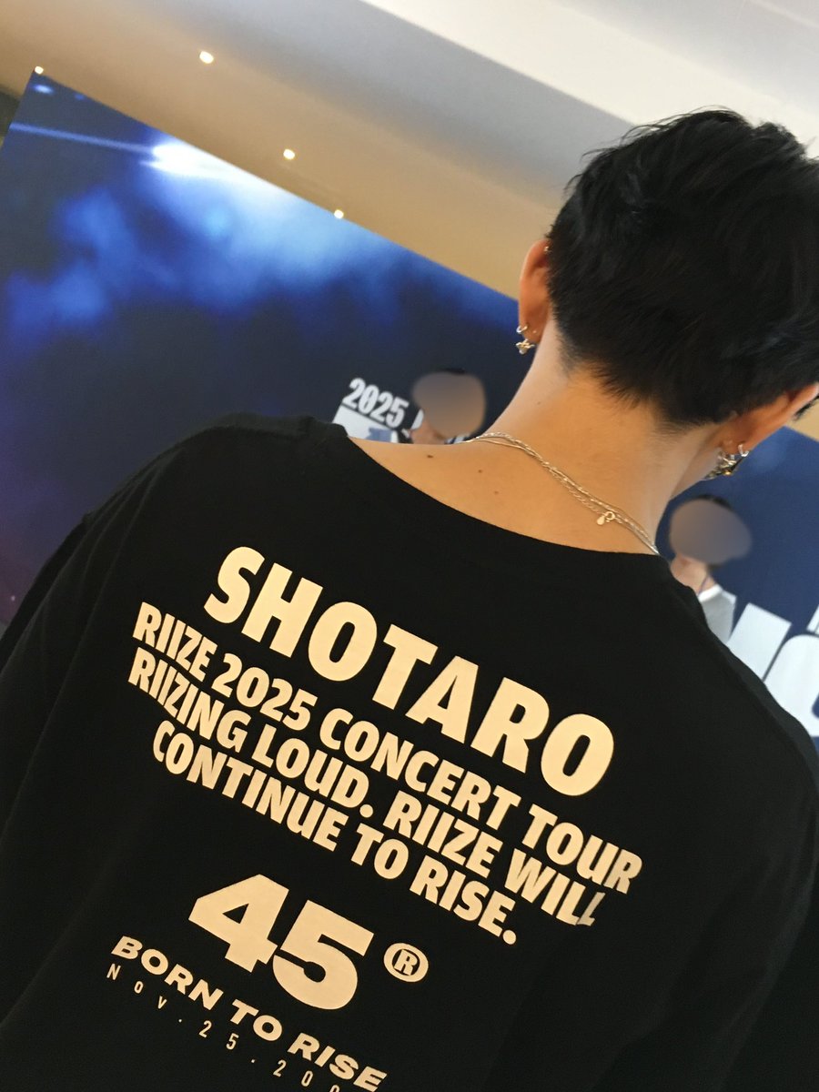 눈물을 jonna 흘림