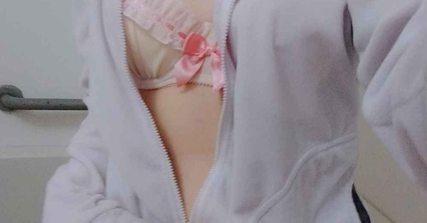 NancyRober49872's tweet photo. シフト入りすぎててストレスやばい 
だれかストレス解消手伝って https://t.co/70sCCOCSPd