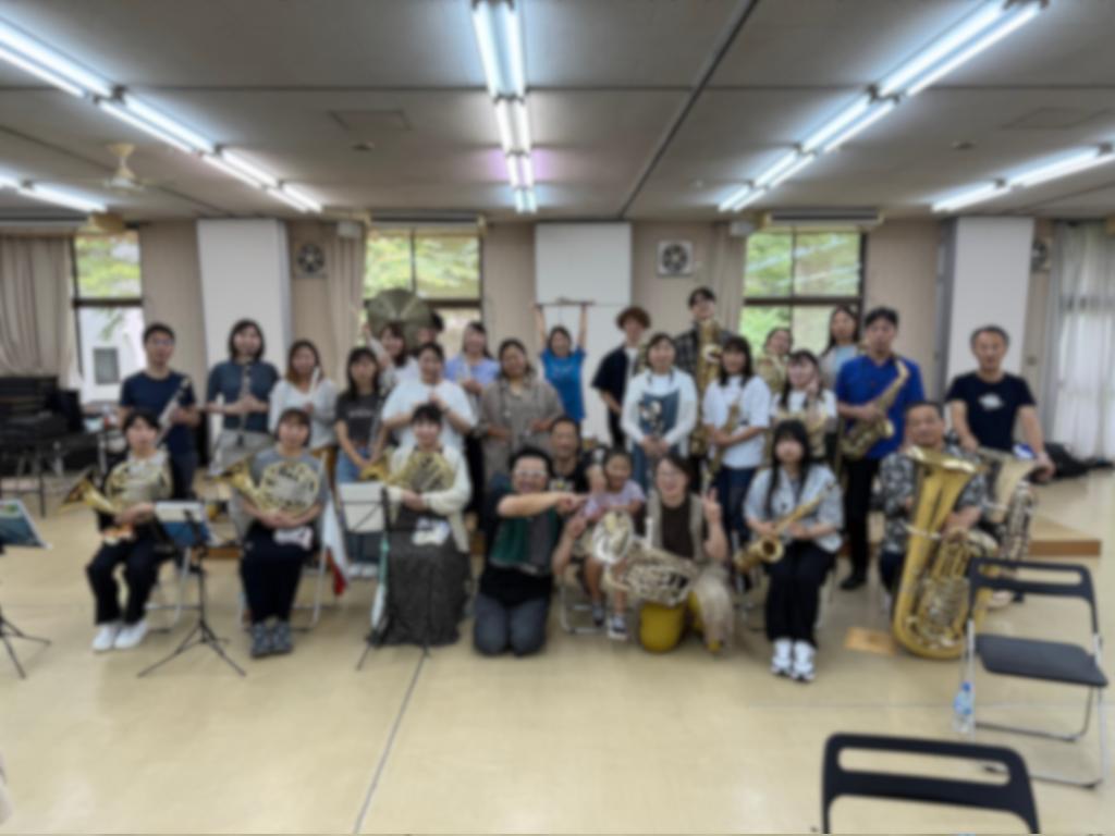 昨日から2日間の合宿を無事終えました！！

しっかりと課題に向き合い、団員同士で親睦を深められた有意義な合宿になりました🥸

コンクールまで引き続き頑張りましょう💪💪💪💪