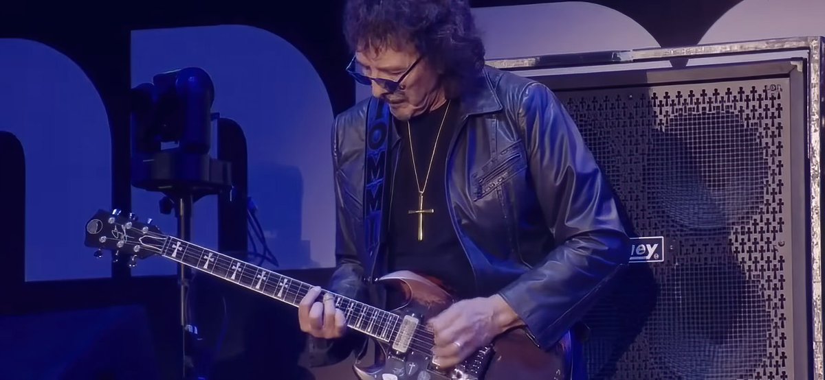 YouGuest's tweet photo. You guys rocked my life for so many decades.
Thanks for all🤘 https://t.co/JlMVu3yFeA