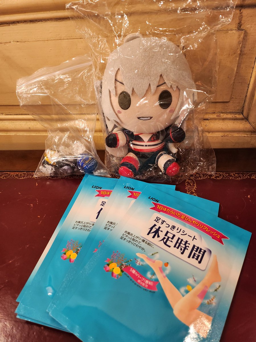 差し入れもありがとうございました！
まさかの邪ンヌぬいをいただいてしまった😭😭😭大切にします！
本当に来てくれるだけで私はハッピーなので、、、いつもありがとうございます😭