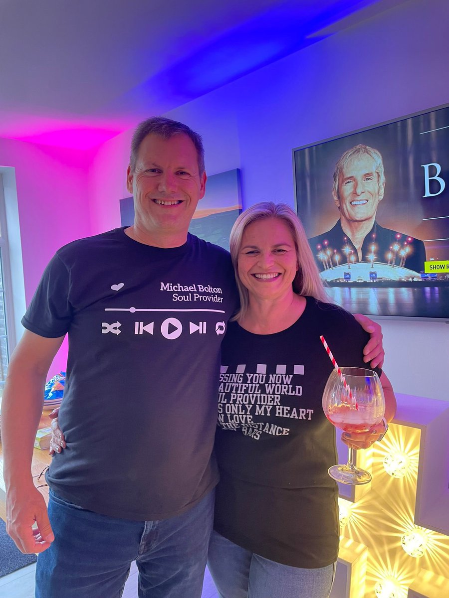 robwraight's tweet photo. @mbsings #mbsings #MichaelBolton https://t.co/HjBjjmBG3K