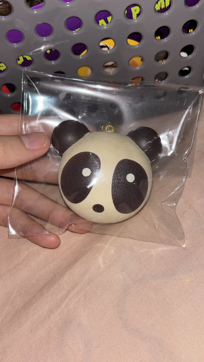 plainmelodiess's tweet photo. @GYOMN0RA wts pm animal bun 45k adaa op https://t.co/OqcBoQX2Cp