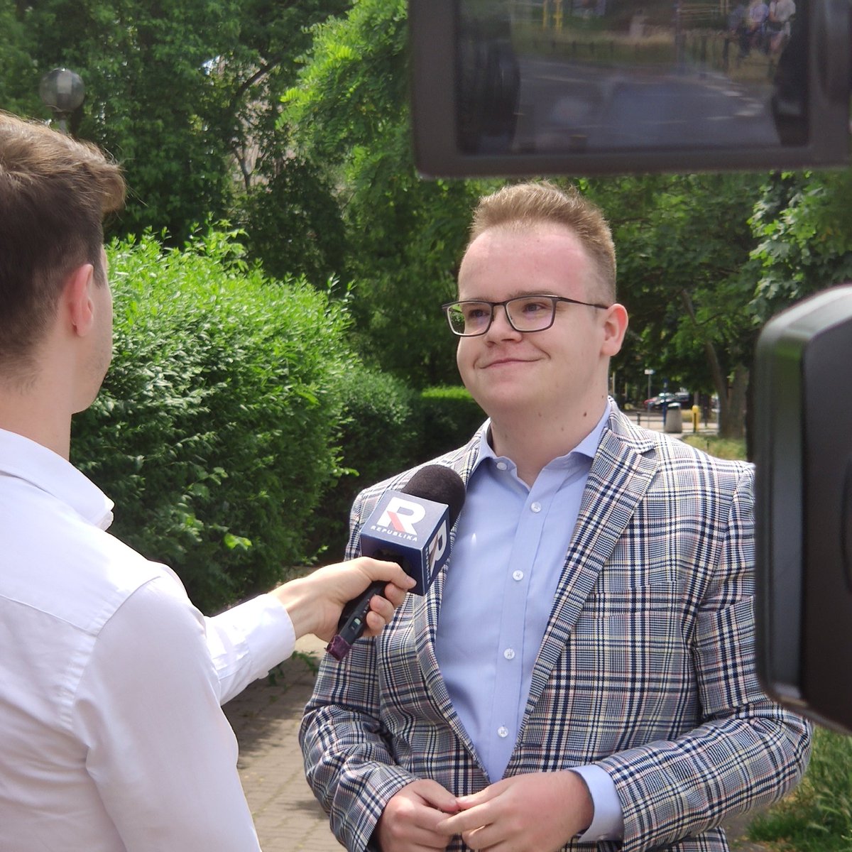 Piotr Okulski (@piotr_okulski) on Twitter photo Szybki komentarz dla głównego wydania informacji <a href="/RepublikaTV/">Telewizja Republika 🇵🇱 #włączprawdę</a>. Zapraszam serdecznie o 19:00 😉 Szybki komentarz dla głównego wydania informacji <a href="/RepublikaTV/">Telewizja Republika 🇵🇱 #włączprawdę</a>. Zapraszam serdecznie o 19:00 😉