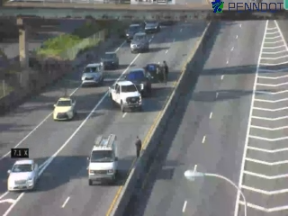 Traffic on the Twos (@kywradiotraffic) on Twitter photo Schuylkill Expwy WB at University Ave ONLY the right shoulder gets by
<a href="/KYWNewsradio/">KYW Newsradio - NOW ON 103.9 FM!</a>
<a href="/511PAPhilly/">511PA Philadelphia</a> Schuylkill Expwy WB at University Ave ONLY the right shoulder gets by
<a href="/KYWNewsradio/">KYW Newsradio - NOW ON 103.9 FM!</a>
<a href="/511PAPhilly/">511PA Philadelphia</a>