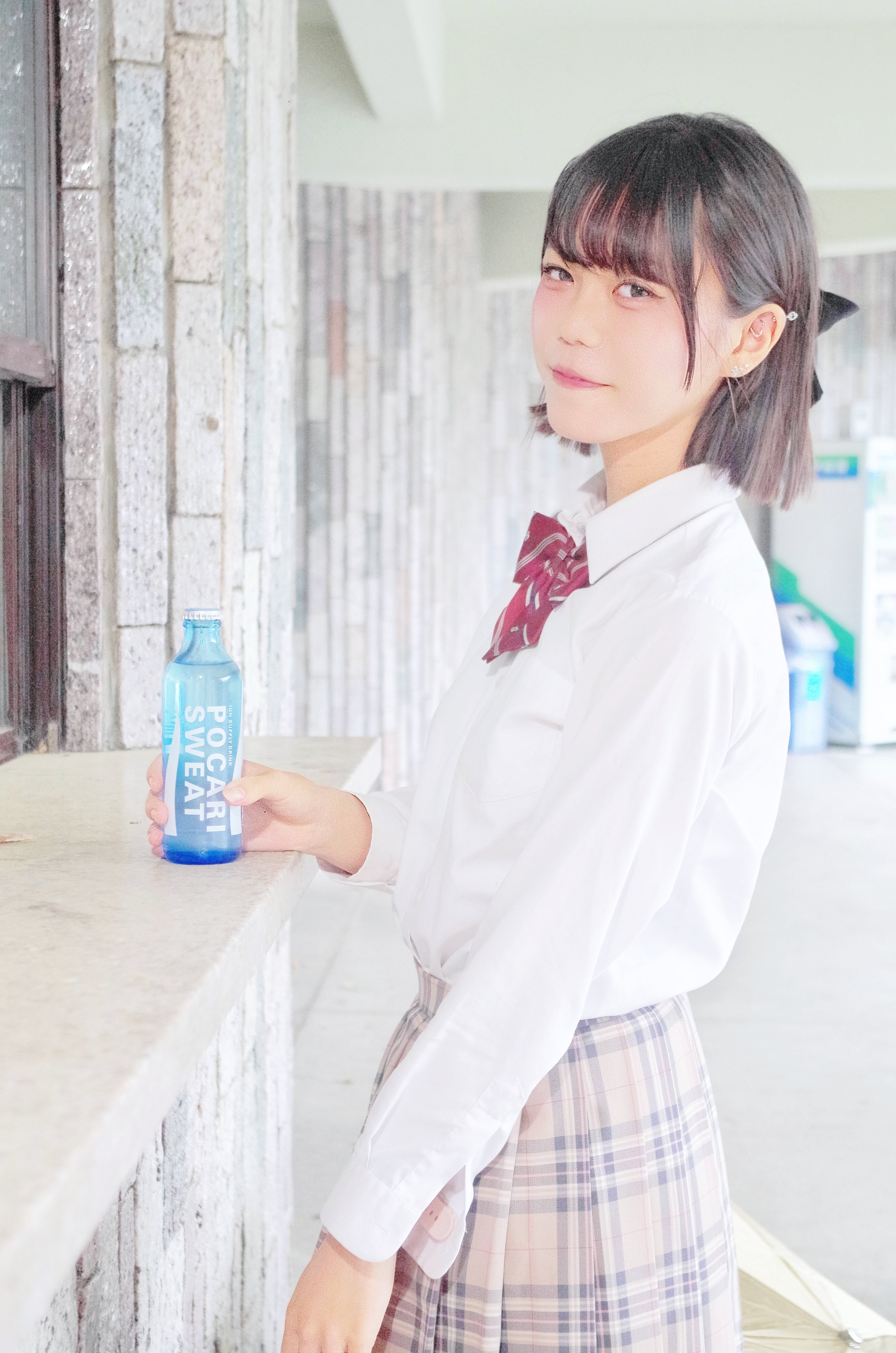高野人母美1st写真集『Positive High』 - メルカリ