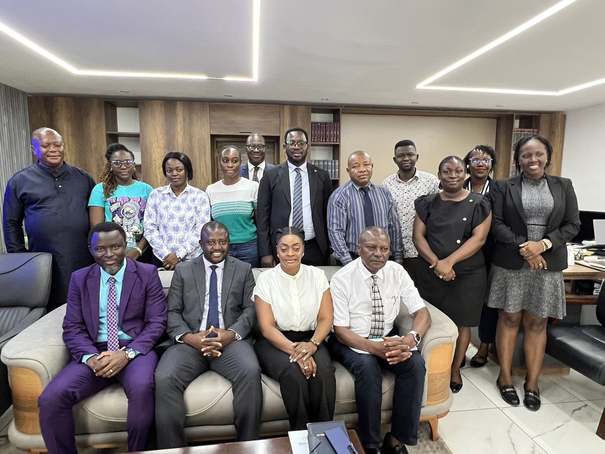 human_sierra's tweet photo. HRCSL has presented the Drafting Instructions for Revised Human Rights Commission Act to the Attorney General for the repeal &amp; replacement of the HRCSL Act, 2004. The new law will expand the Commission’s mandate to protect &amp; promote human rights in the country. @UNDPSierraLeone https://t.co/3grUlJroxx