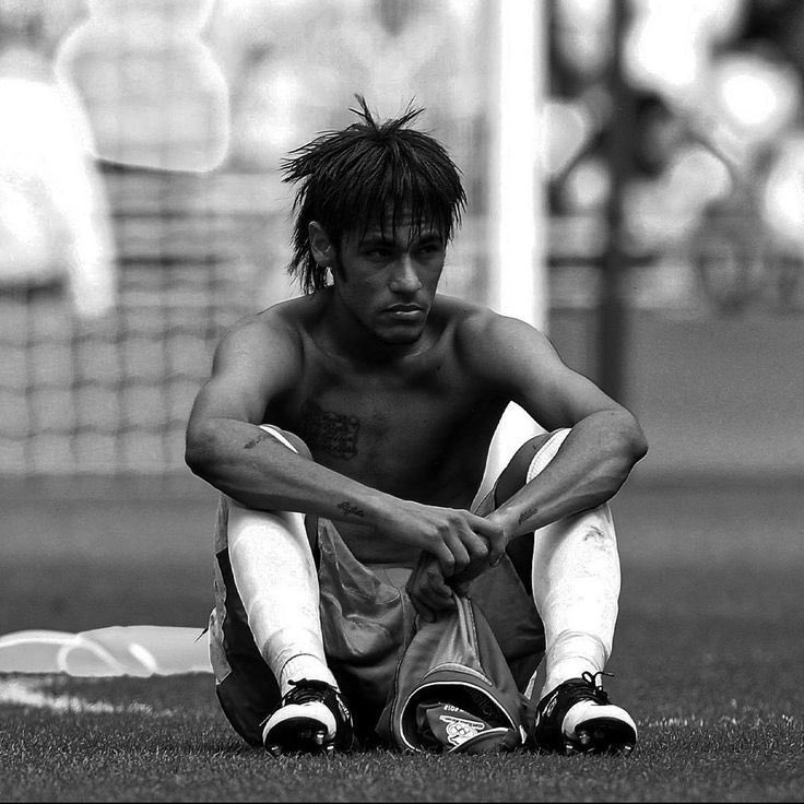 Stagione dolceamara, abbiamo dato il massimo riuscendo ad arrivare in finale in tre competizioni differenti, purtroppo senza vincere alcun titolo.
Sono fiero di me stesso e dei miei compagni, ho passato delle bellissime serate con loro e questo per me vale tanto.
👋🏽☘️@EkoProClub