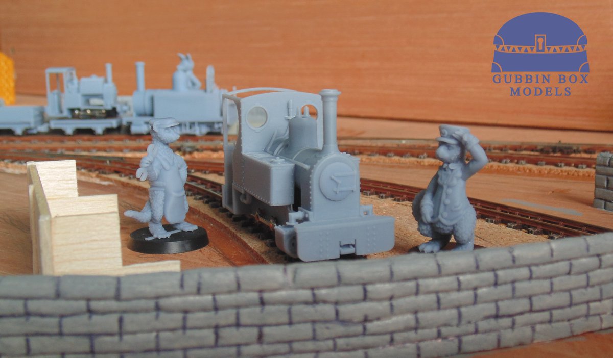 GubbinBoxModels's tweet image. Randell has taken charge to make sure all is good on Gadwall Estate with a new engine. Milkdrop popped over from the station to see what the fuss is.
Been trying to find time to get more of the layout done, but things keep getting in the way of progress!
#miniatures #modelrailway