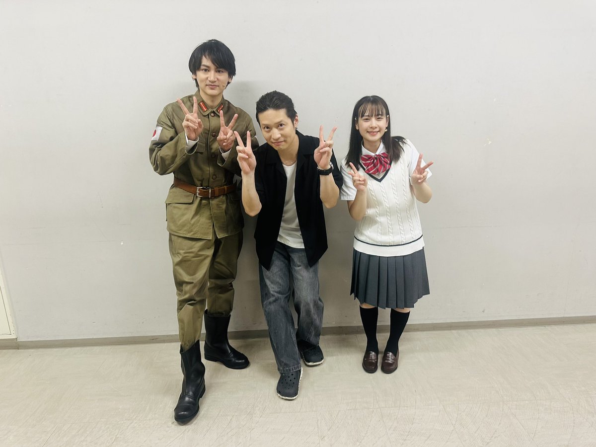 kojun13's tweet photo. 僕が音楽協力してる舞台。

朗読劇
『あの花が咲く丘で、君とまた出会えたら』

今日は千秋楽
前田佳織里さんと佐藤永典さんと
ギターの森大造さん

たくさんの人達が号泣していました！
本当に素晴らしかったです！

ありがとうございました！

#あの花
#朗読劇あの花 https://t.co/kcCAVFaTtT