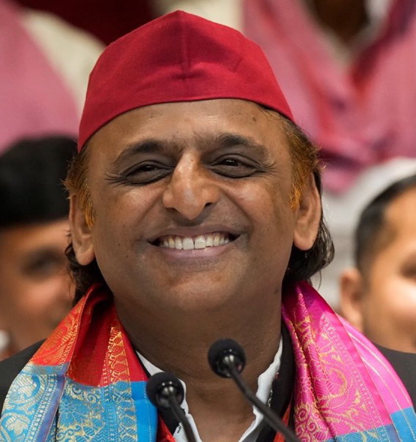 अब भविष्य AI और AY का ही है। 

AI - Artificial intelligence
AY - Akhilesh Yadav