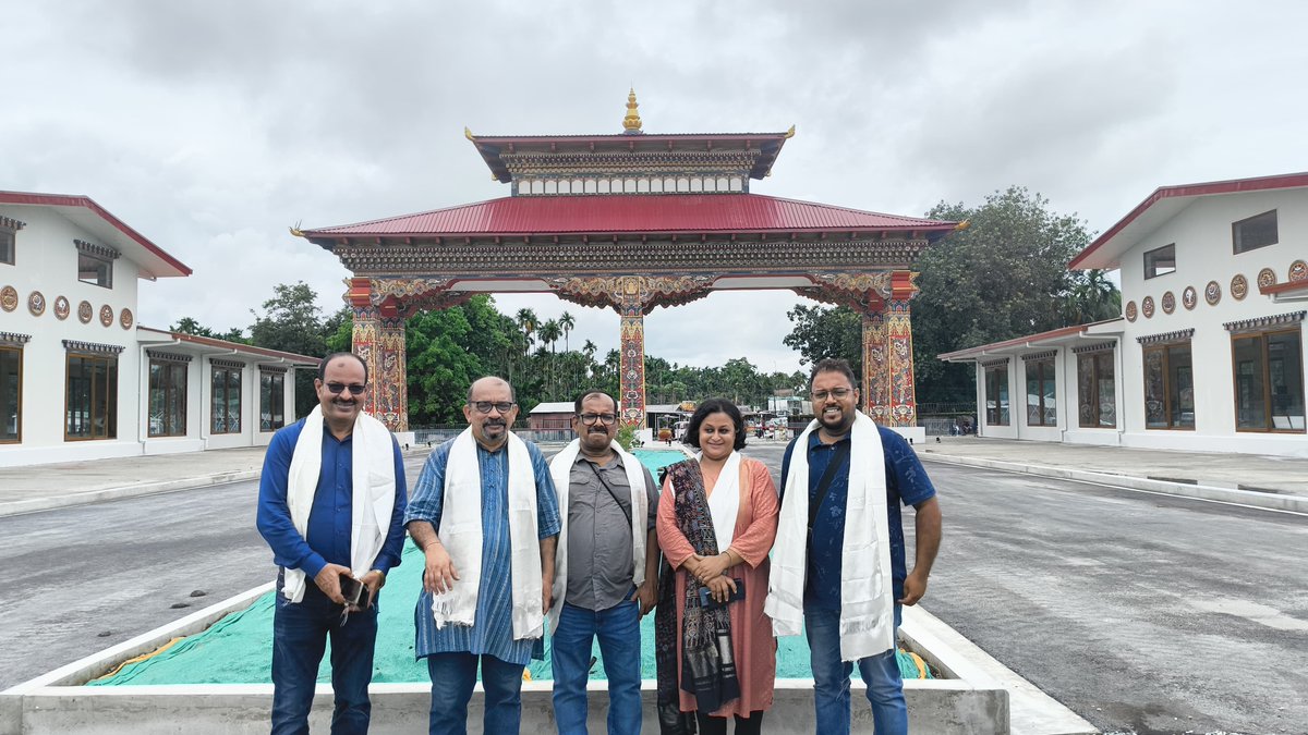 dibarijit's tweet image. Yesterday, TOAA’s Itinerary Team clocked nearly 20 hrs—recceing Gelephu & Nganglam along the Assam-Bhutan border.
From border checks to hotel visits, we mapped it all—crafting smooth circuits ahead of Bhutan’s Gelephu #MindfulnessCity & new Intl Airport.
#Assam #Bhutan #TOAA
