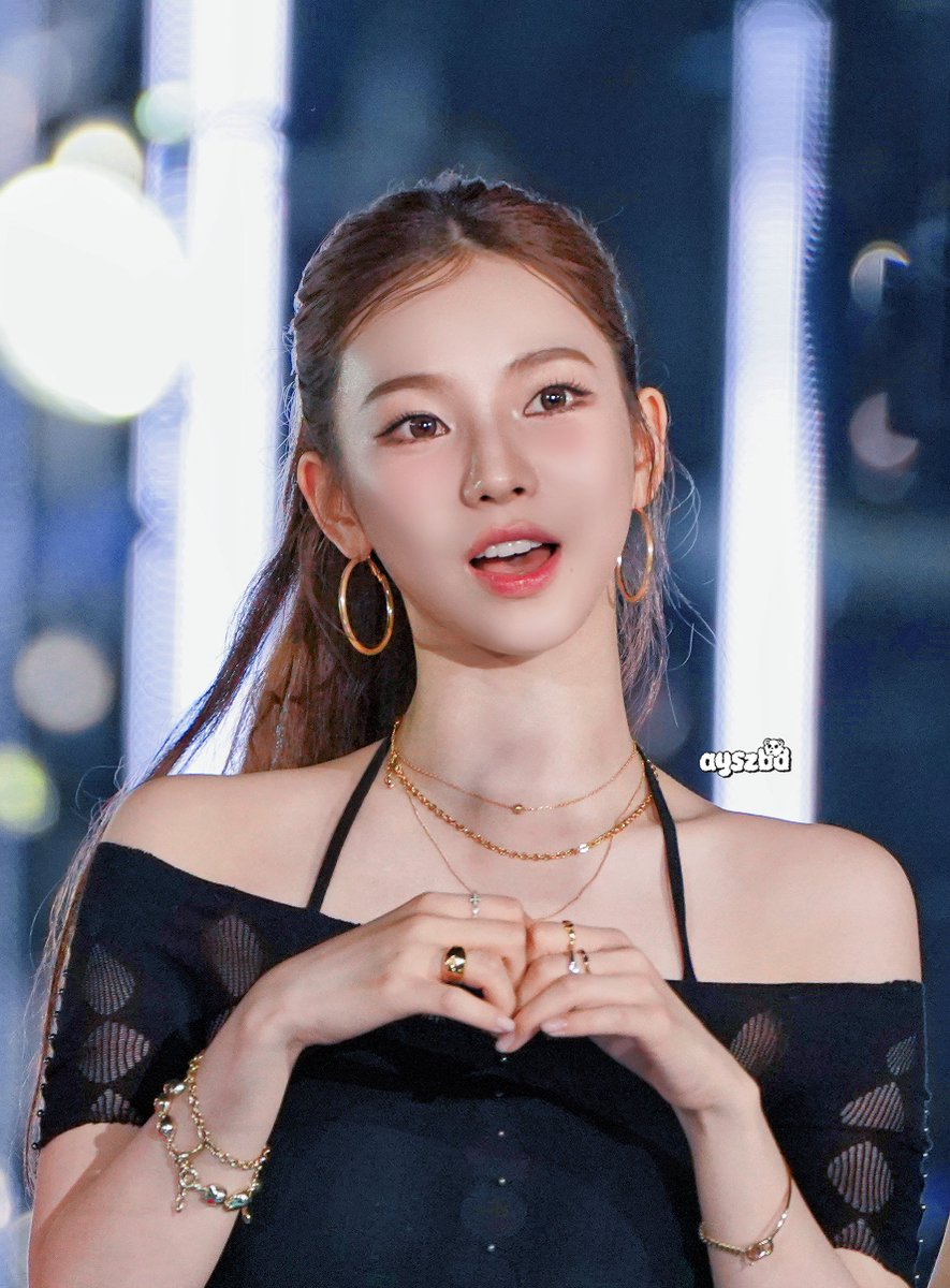 ayeshizuibangd's tweet image. 250706 Music core in Japan
💗😺
#aespa #KARINA  #Karina #카리나 #aespa #에스파