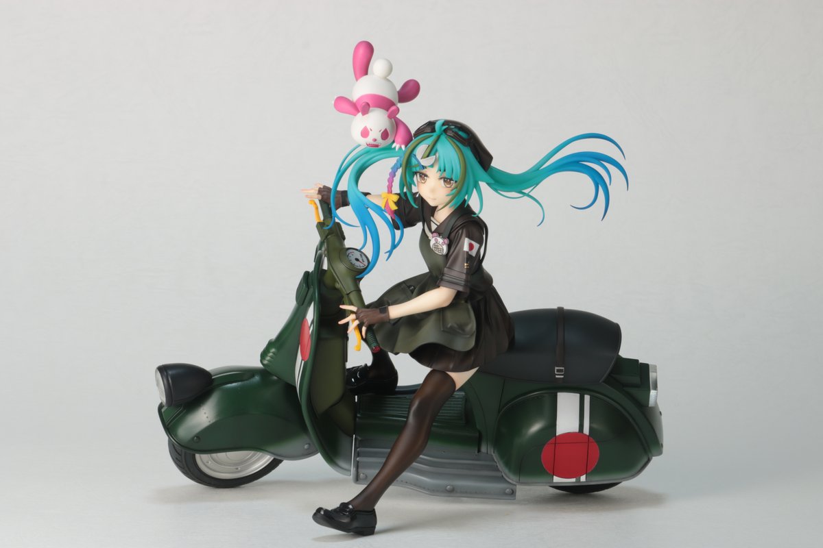 先週のパンダーフェスティバル3での展示に向けて製作しましたバイク笹田ですが、写真を撮ったので改めて完成報告になります。

キット：バイク笹田
原型：グリズリーパンダ(<a href="/GRIZZRYPANDA/">グリズリーパンダ‎</a> )様

零戦カラーでバイクを塗ってみました。笹田は搭乗員イメージになります。
↓(1/5)
#ガレージキット