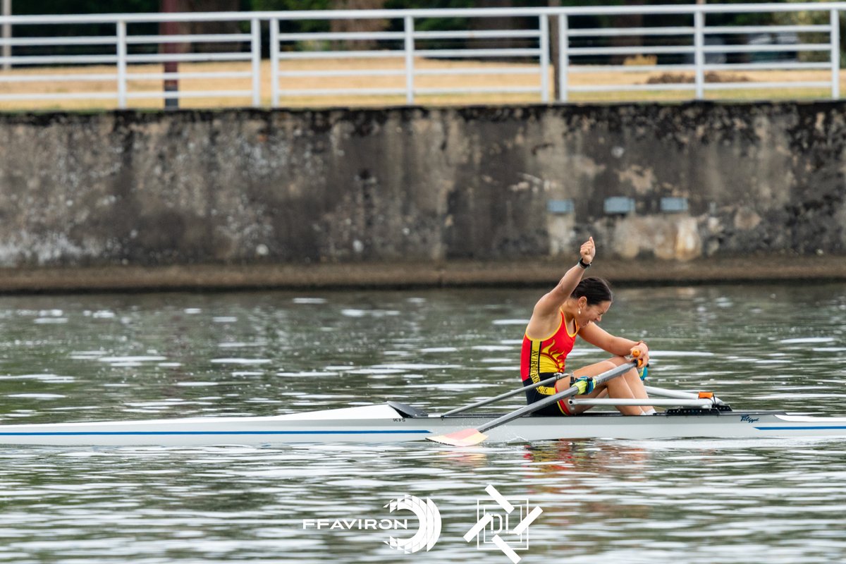 Fédération Française d'Aviron (@ffaviron) on Twitter photo Une matinée magique sur le lac d'Allier pour les finales des J16 😍
Une belle ambiance, de la joie, des larmes ! un cocktail parfait pour lancer cette dernière journée 🥹
<a href="/CNR_Officiel/">CNR</a> <a href="/MAIF/">MAIF</a> <a href="/Craftsportsfr/">Craft Sportswear Fr</a> 
#aviron #championnatsdefrance Une matinée magique sur le lac d'Allier pour les finales des J16 😍
Une belle ambiance, de la joie, des larmes ! un cocktail parfait pour lancer cette dernière journée 🥹
<a href="/CNR_Officiel/">CNR</a> <a href="/MAIF/">MAIF</a> <a href="/Craftsportsfr/">Craft Sportswear Fr</a> 
#aviron #championnatsdefrance