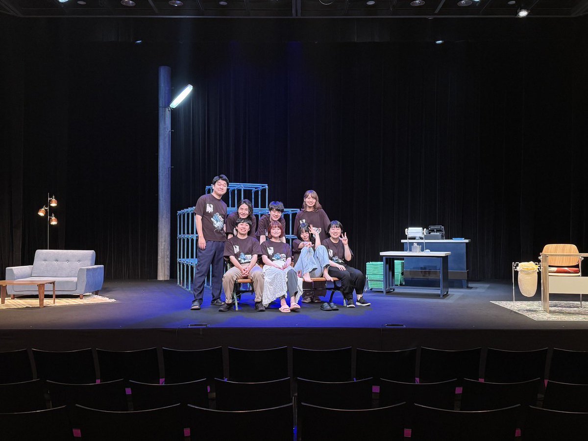 ダウ90000第七回演劇公演「ロマンス」
無事、大阪千秋楽迎えました〜💐
10日間13公演ありがとうございました！！

期間空いて次は、10/24-26に金沢21世紀美術館シアター21でです📍
初金沢！もうこの時はすごしやすい🍂

金沢の抽選先行受付開始したのでこのまま勢いで是非に🎫
officekanibubble.zaiko.io/item/373387