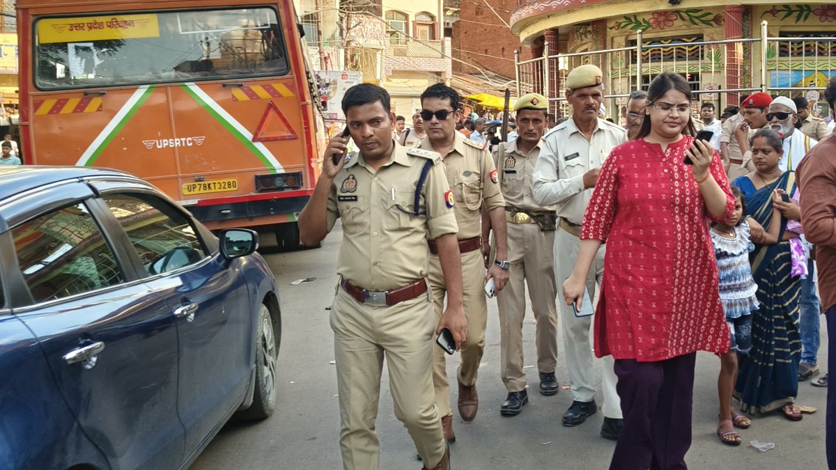 PRATAPGARH POLICE (@pratapgarhpol) on Twitter photo рдЖрдЬ рджрд┐рдирд╛рдВрдХ 06.07.2025 рдХреЛ рдореЛрд╣рд░реНрд░рдо рдкрд░реНрд╡ рдХреЗ рджреГрд╖реНрдЯрд┐рдЧрдд рдХреНрд╖реЗрддреНрд░рд╛рдзрд┐рдХрд╛рд░реА рдирдЧрд░ рд╢реНрд░реА рд╢рд┐рд╡рдирд╛рд░рд╛рдпрдг рд╡реИрд╕ рд╡ рдЙрдкрдЬрд┐рд▓рд╛рдзрд┐рдХрд╛рд░реА рд╕рджрд░ рджреНрд╡рд╛рд░рд╛ рдерд╛рдирд╛ рдХреЛрддрд╡рд╛рд▓реА рдирдЧрд░ рдХреНрд╖реЗрддреНрд░рд╛рдиреНрддрд░реНрдЧрдд рддрд╛рдЬрд┐рдпрд╛ рдЬреБрд▓реВрд╕ рдорд╛рд░реНрдЧ рдХрд╛ рд╕рддрдд рднреНрд░рдордгрд╢реАрд▓ рд░рд╣рдХрд░ рдирд┐рд░реАрдХреНрд╖рдг рдХрд┐рдпрд╛ рдЧрдпрд╛ред рддрд╛рдЬрд┐рдпрд╛ рдЬреБрд▓реВрд╕ рд╕рдХреБрд╢рд▓ рдПрд╡рдВ рд╢рд╛рдВрддрд┐рдкреВрд░реНрдг рд╡рд╛рддрд╛рд╡рд░рдг рдореЗрдВ рд╕рдореНрдкрдиреНрди рдХрд░рд╛рдпрд╛ рдЬрд╛ рд░рд╣рд╛ рд╣реИ ред рдЖрдЬ рджрд┐рдирд╛рдВрдХ 06.07.2025 рдХреЛ рдореЛрд╣рд░реНрд░рдо рдкрд░реНрд╡ рдХреЗ рджреГрд╖реНрдЯрд┐рдЧрдд рдХреНрд╖реЗрддреНрд░рд╛рдзрд┐рдХрд╛рд░реА рдирдЧрд░ рд╢реНрд░реА рд╢рд┐рд╡рдирд╛рд░рд╛рдпрдг рд╡реИрд╕ рд╡ рдЙрдкрдЬрд┐рд▓рд╛рдзрд┐рдХрд╛рд░реА рд╕рджрд░ рджреНрд╡рд╛рд░рд╛ рдерд╛рдирд╛ рдХреЛрддрд╡рд╛рд▓реА рдирдЧрд░ рдХреНрд╖реЗрддреНрд░рд╛рдиреНрддрд░реНрдЧрдд рддрд╛рдЬрд┐рдпрд╛ рдЬреБрд▓реВрд╕ рдорд╛рд░реНрдЧ рдХрд╛ рд╕рддрдд рднреНрд░рдордгрд╢реАрд▓ рд░рд╣рдХрд░ рдирд┐рд░реАрдХреНрд╖рдг рдХрд┐рдпрд╛ рдЧрдпрд╛ред рддрд╛рдЬрд┐рдпрд╛ рдЬреБрд▓реВрд╕ рд╕рдХреБрд╢рд▓ рдПрд╡рдВ рд╢рд╛рдВрддрд┐рдкреВрд░реНрдг рд╡рд╛рддрд╛рд╡рд░рдг рдореЗрдВ рд╕рдореНрдкрдиреНрди рдХрд░рд╛рдпрд╛ рдЬрд╛ рд░рд╣рд╛ рд╣реИ ред