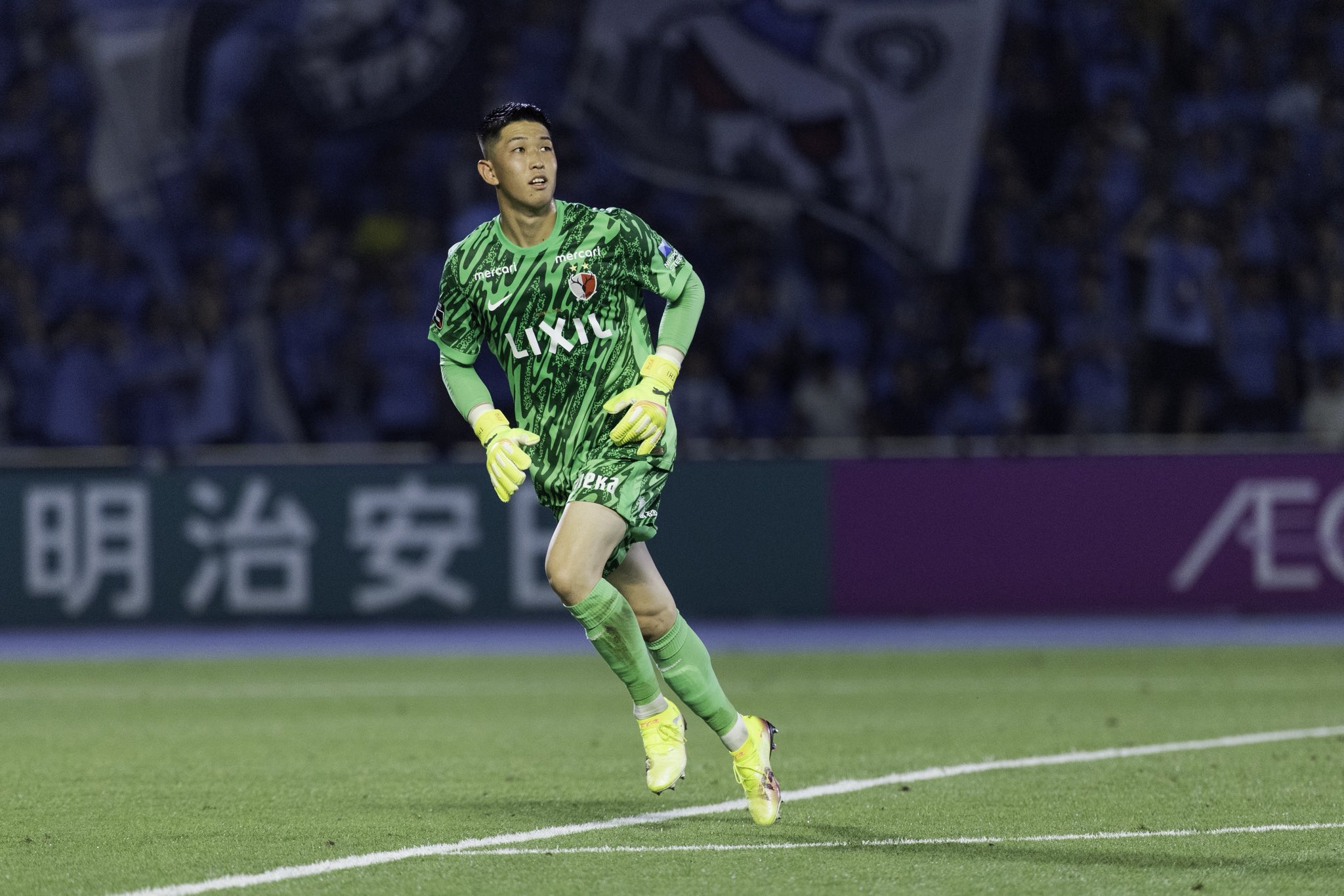 ま*ー様 ユニフォーム　鹿島アントラーズ　2024 早川友基　サイン入り　Mサイ ま*ー様 ユニフォーム 鹿島アントラーズ 2024 早川友基 サイン