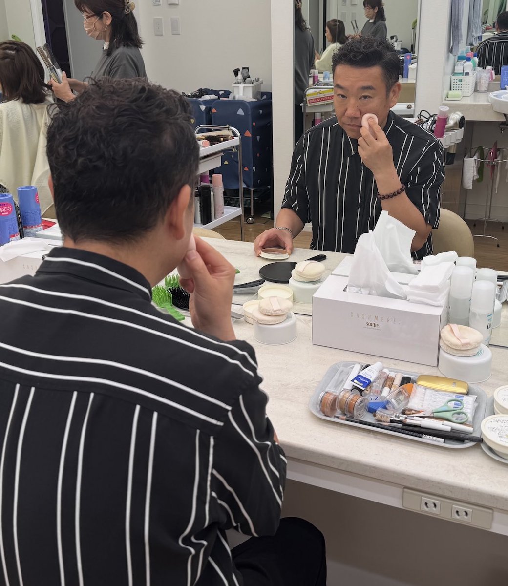 SArXefLxzXcUJ6Z's tweet image. 今回はトークSP!お墓にまつわる切実な事情。パワハラについてあいはらが恐れる危険人物。あの2丁目芸人の今!など盛りだくさんの内容でお送りします!お楽しみに!