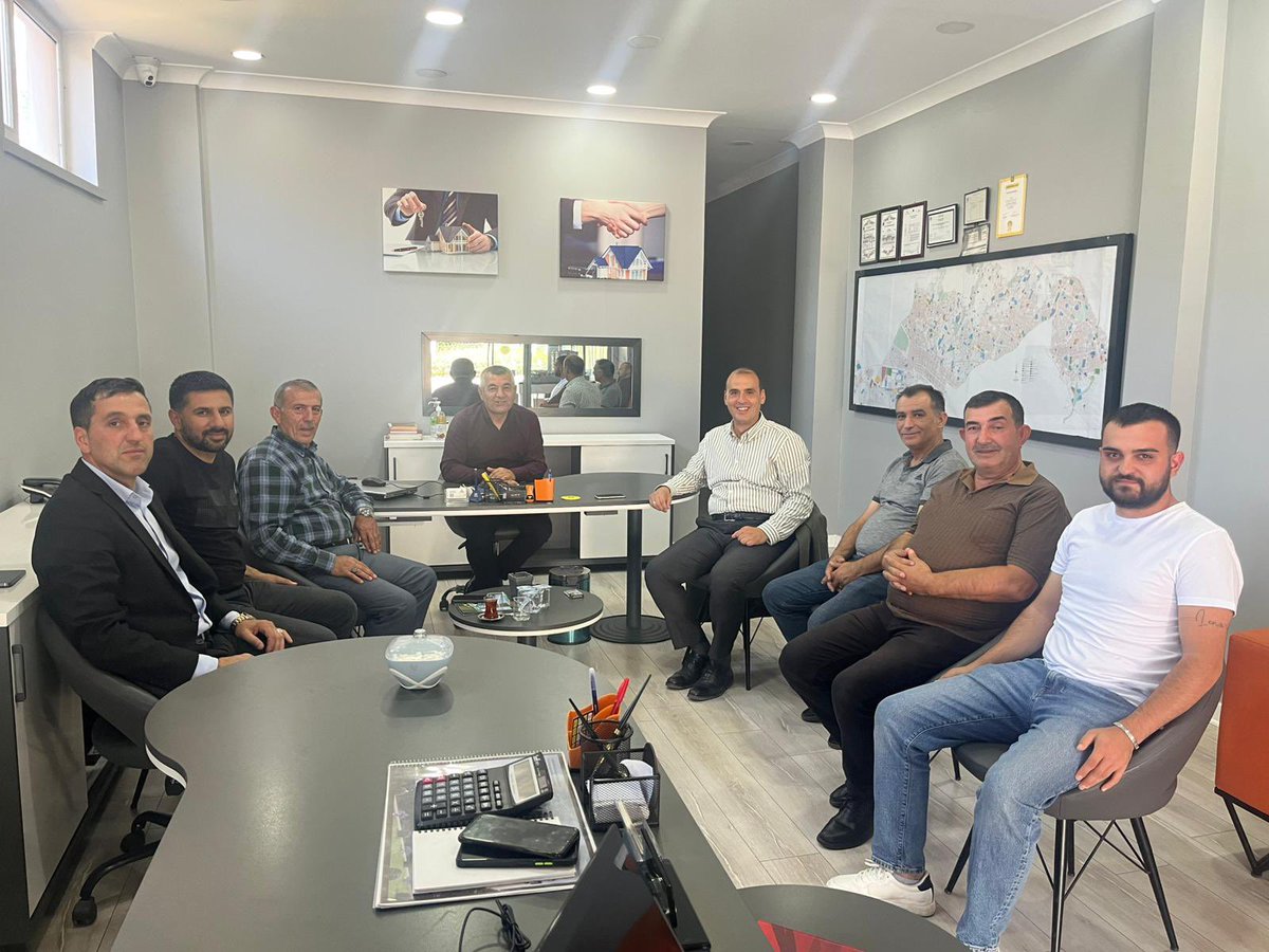 Fatih BİLDİK 🇹🇷 (@fatih__bildik) on Twitter photo Yönetim Kurulu Üyelerimiz ile birlikte Altındağ Müteahhitler Dernek Başkanı Erdal İpek beyin çalışma ofisine ziyarette bulunduk.
Misafirperverliğinden dolayı teşekkür ediyorum.
#KalbimizAltındağ
<a href="/akaltindag/">AK PARTİ ALTINDAĞ</a> Yönetim Kurulu Üyelerimiz ile birlikte Altındağ Müteahhitler Dernek Başkanı Erdal İpek beyin çalışma ofisine ziyarette bulunduk.
Misafirperverliğinden dolayı teşekkür ediyorum.
#KalbimizAltındağ
<a href="/akaltindag/">AK PARTİ ALTINDAĞ</a>