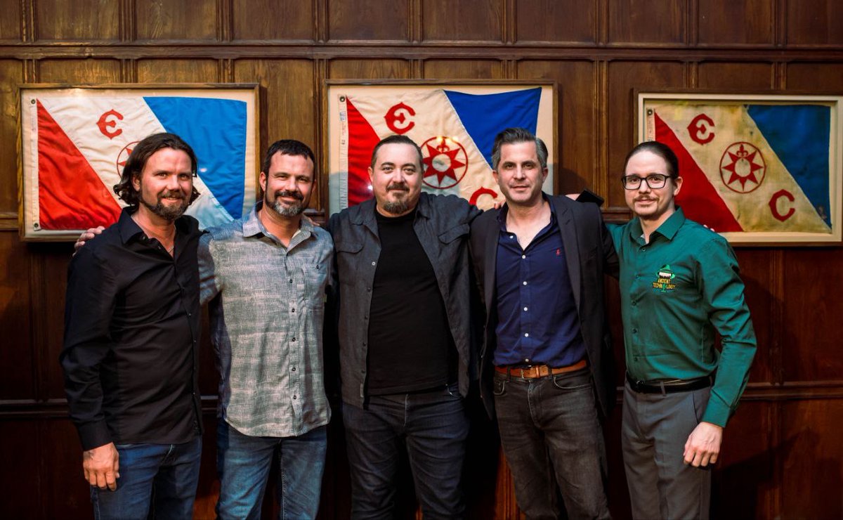 ArtifactFNDN's tweet image. One week ago we presented at the Explorers Club in NYC with our friends and fellow researchers. It was a fantastic day of sharing knowledge and asking questions. Thank you so much to everyone who came and shared in the curiosity and exploration!
