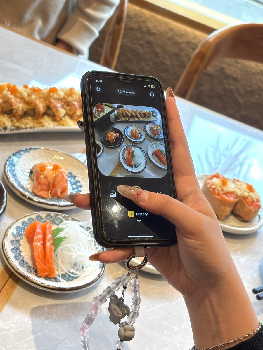 recent camera rolls captured why life is worth the living 🌅🌺