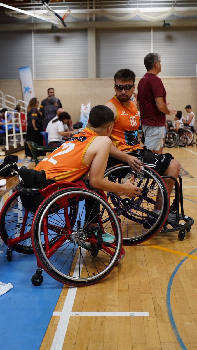 BSREspaña (@bsrespana) on Twitter photo 🏆 Enhorabuena <a href="/zuzenakclub/">Club Zuzenak</a>, campeón de España <a href="/caixabank/">CaixaBank</a> Promesas Sub22 👏🏻
<a href="/FMDDF/">FMDDF</a> 🥈
<a href="/FESAVALENCIA/">FESA C. Valenciana</a> 🥉
🎈 Felicidades por el nivelazo mostrado a <a href="/fcedf_/">FCEDF</a> , <a href="/admecony/">ADM Econy</a> y <a href="/somosadapta/">Somos Adapta</a> - <a href="/UCAMMURCIABSR/">UCAM MURCIA BSR</a>
#BSREspaña 🇪🇸 🏆 Enhorabuena <a href="/zuzenakclub/">Club Zuzenak</a>, campeón de España <a href="/caixabank/">CaixaBank</a> Promesas Sub22 👏🏻
<a href="/FMDDF/">FMDDF</a> 🥈
<a href="/FESAVALENCIA/">FESA C. Valenciana</a> 🥉
🎈 Felicidades por el nivelazo mostrado a <a href="/fcedf_/">FCEDF</a> , <a href="/admecony/">ADM Econy</a> y <a href="/somosadapta/">Somos Adapta</a> - <a href="/UCAMMURCIABSR/">UCAM MURCIA BSR</a>
#BSREspaña 🇪🇸