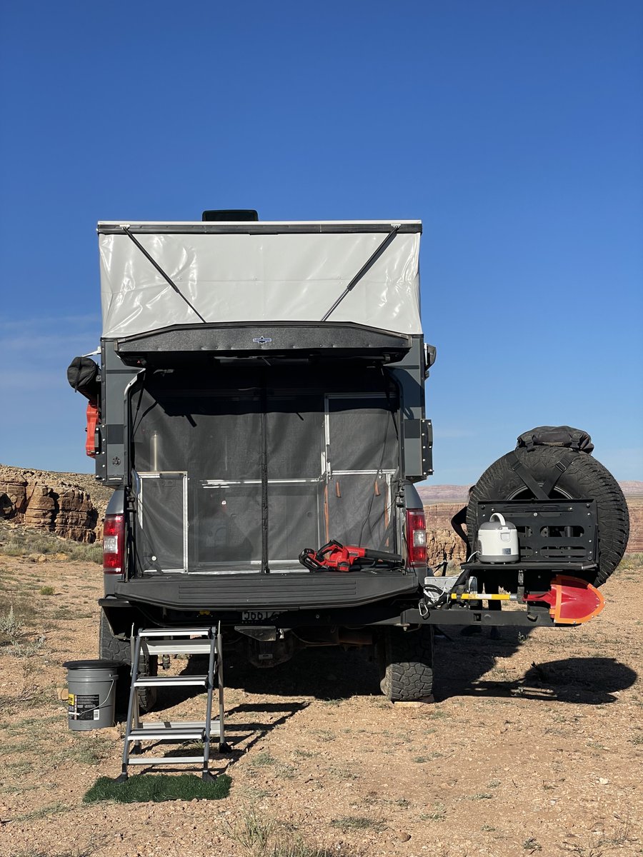 offroadium's tweet image. What's your choice - an RTT or a truck bed camper? This awesome F150FX4 overland build is equipped with a Project M camper by FourWheelCampers with full DIY rear buildout showing what's possible to achive if you go this route. 

offroadium.com/ford-f150-over…

#Ford #OFFROAD