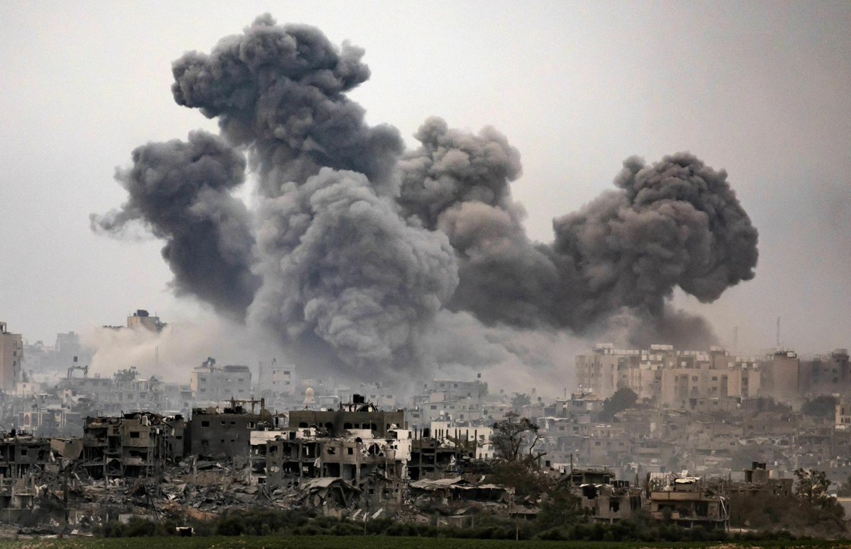 🧵¿Quién podría querer controlar Gaza, un territorio casi totalmente devastado? ¿Para qué controlar esta ruina de lugar?