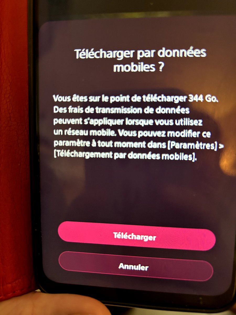 140caraforlove's tweet image. Le poids de la photo est de 344Ko, c'est donc d'une faute de frappe mais pourquoi soudainement me dire que cela peut me coûter des frais? Il n'y a rien à décocher dans les options. J'ai téléchargé des dizaines de photos. @PlayStationFR @Honor_FR #Playstation #PlaystationApp