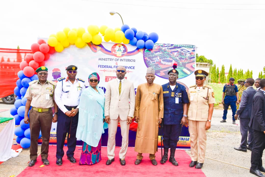 The Federal Fire Service (FFS) is no longer what it used to be. Under Hon. Olubunmi Tunji-Ojo, real reforms are happening and lives are being saved faster than ever. Let’s break it down.

In 2023, 1,680 fire officers were promoted–a bold move to restore motivation, reward merit,