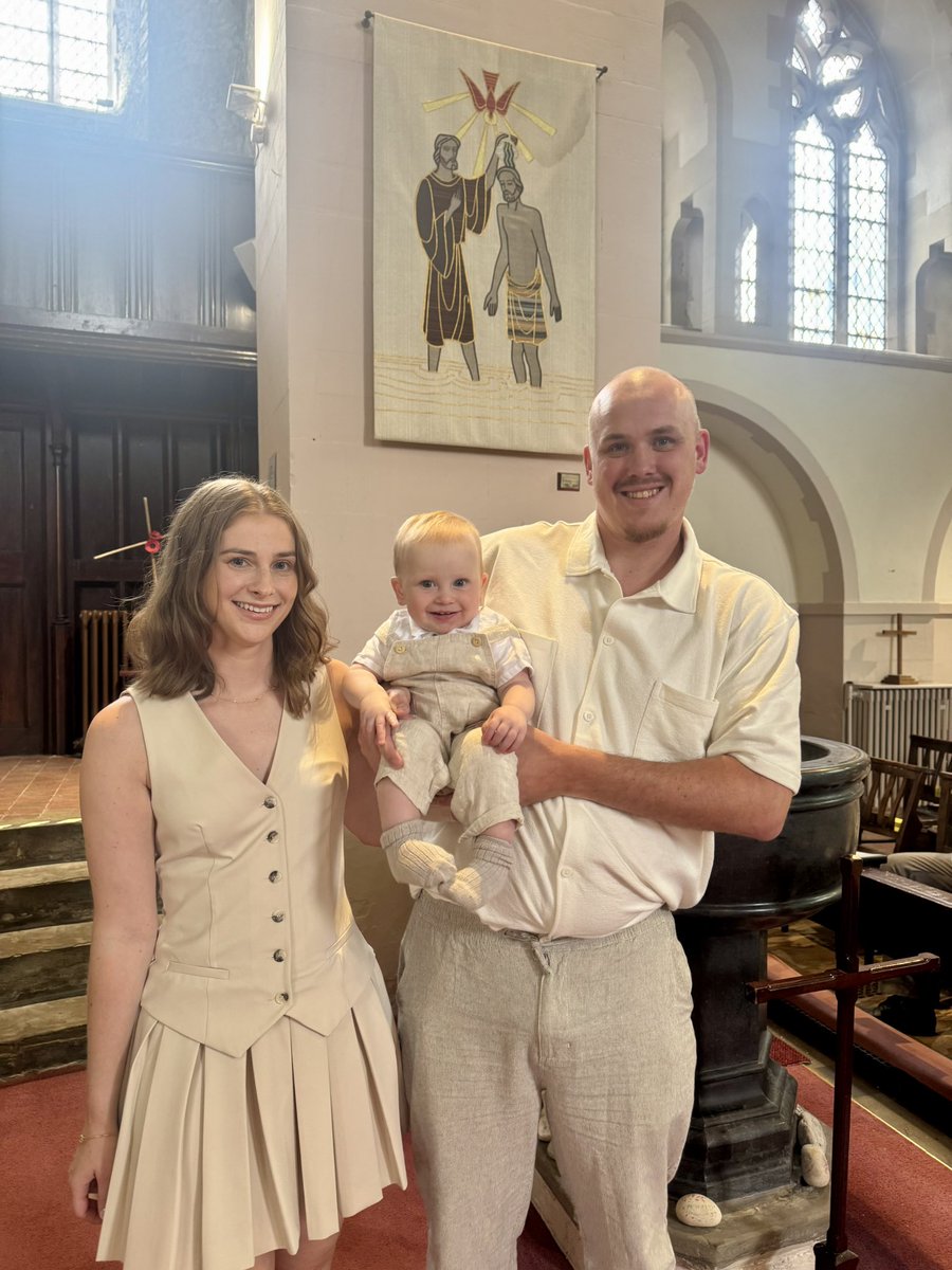 St Anne's Royton tweet media