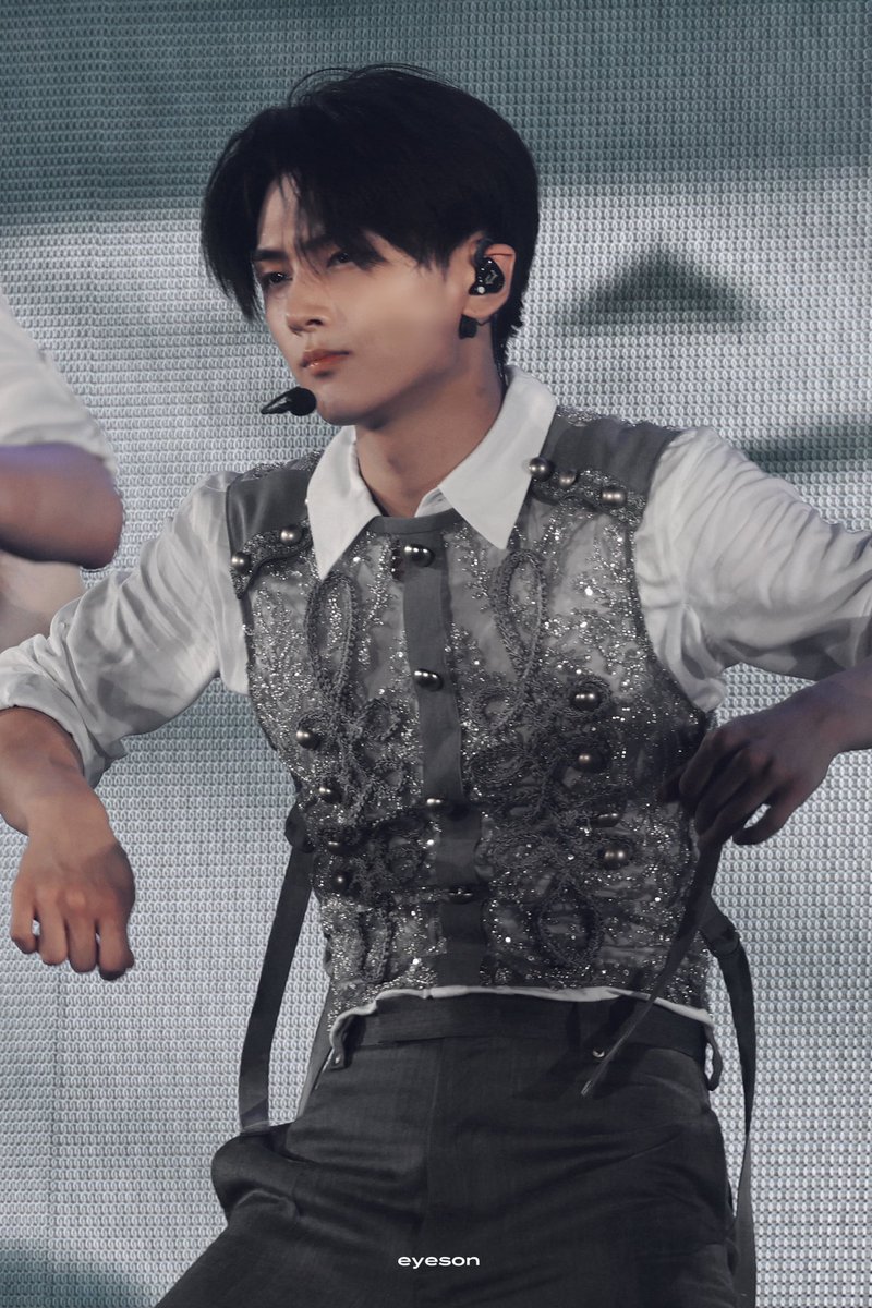 myeyesonjay's tweet image. 250706 🙂‍↕️
#제이 #JAY #ジェイ #ENHYPEN_JAY #박종성 #종성 #엔하이픈