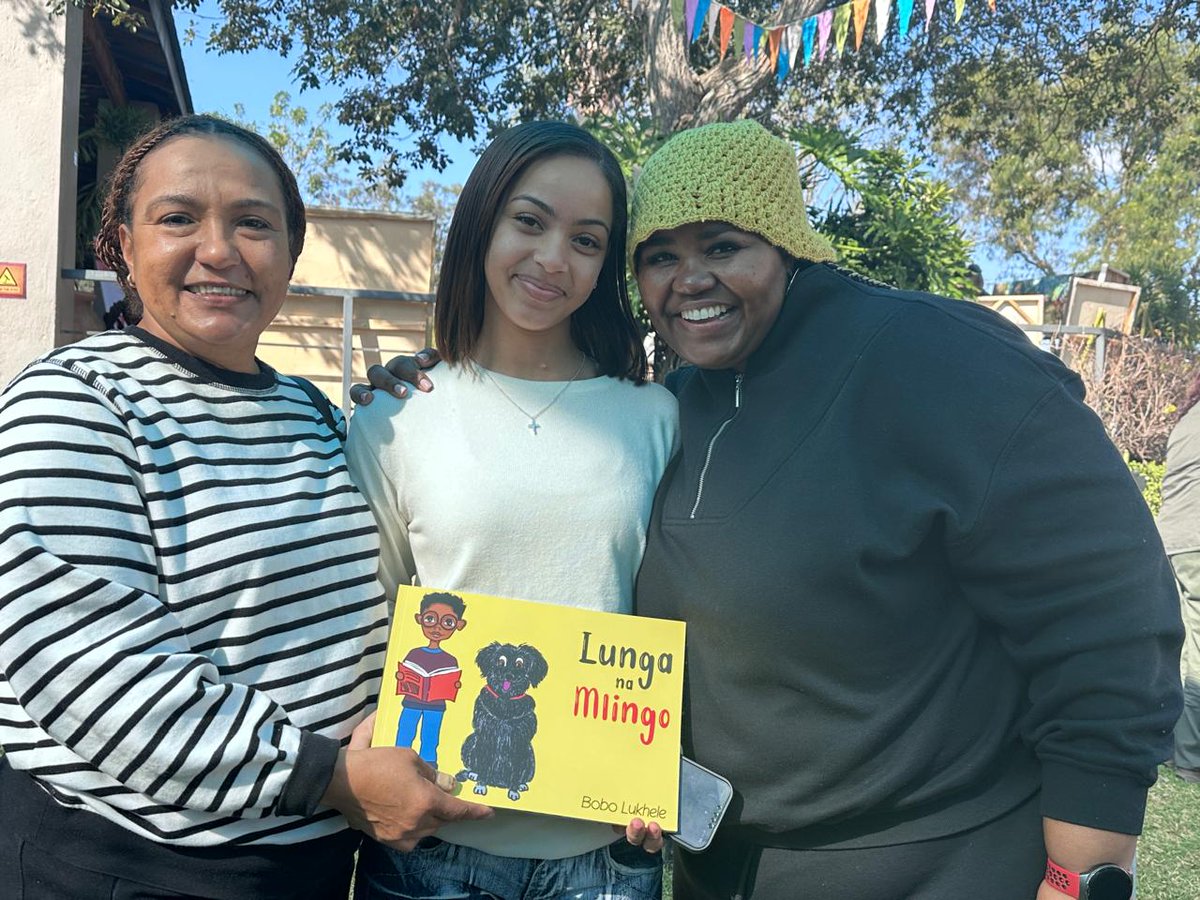 LeeMBrown's tweet photo. Get your copy of Lingo na Mlingo now from @BoboLukhele 
#Reading#Siswati https://t.co/SYWo1KLjQF