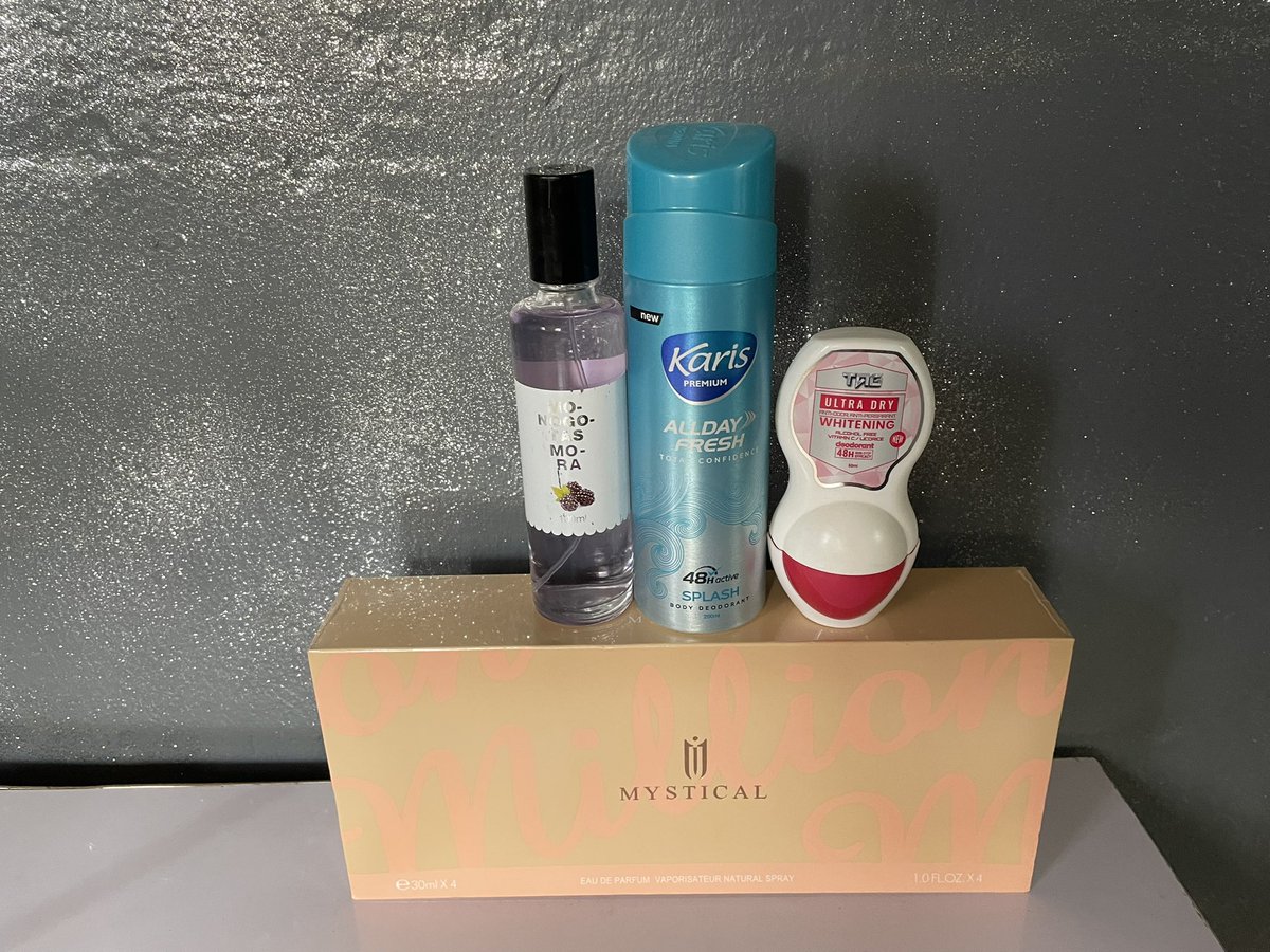 Here are the perfume sets I will be giving out 
Say a prayer for anon
Please no pickup 
Delivery only 
Note: no be me get delivery fee so if you can’t afford delivery don’t bother to comment below
I won’t be doing waybill 🤲🏻
Delivery only
Thanks
Location: Lagos