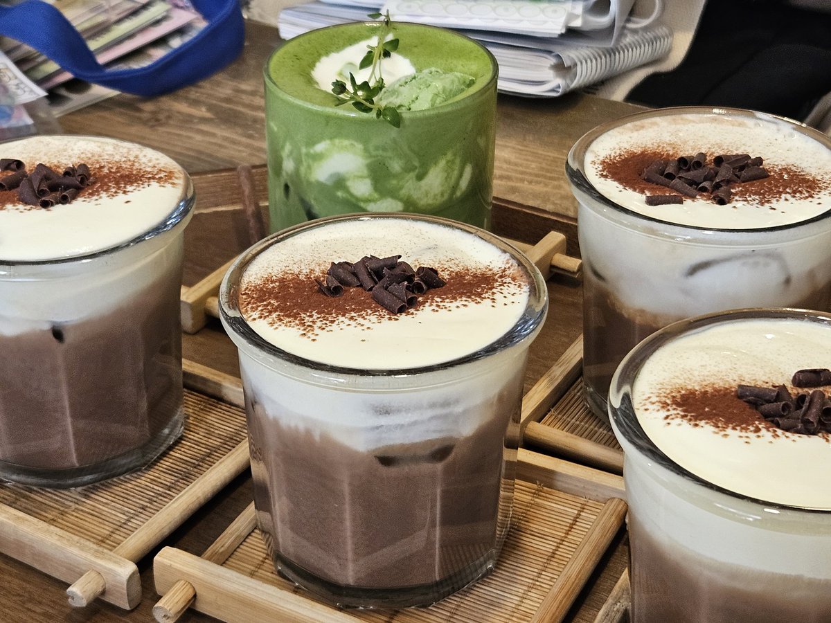 사진도둑밖에 없구만 저는 제 손으로 찍었습니다